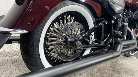 Harley-Davidson Softail 1745 FLHC Heritage Classic Euro 4 26