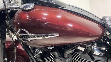 Harley-Davidson Softail 1745 FLHC Heritage Classic Euro 4 33