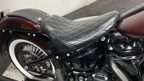Harley-Davidson Softail 1745 FLHC Heritage Classic Euro 4 34