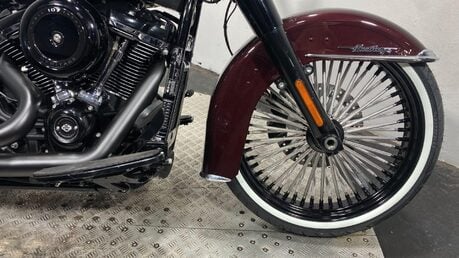 Harley-Davidson Softail 1745 FLHC Heritage Classic Euro 4 42