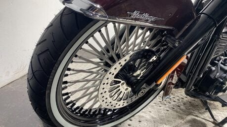 Harley-Davidson Softail 1745 FLHC Heritage Classic Euro 4 46