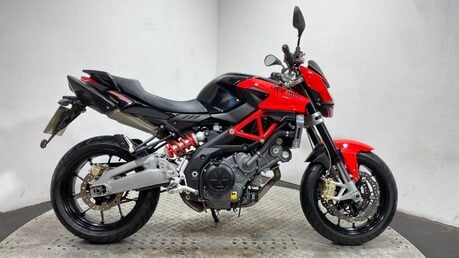 Aprilia Shiver SL 750 SHIVER 1