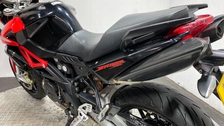 Aprilia Shiver SL 750 SHIVER 4