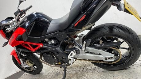 Aprilia Shiver SL 750 SHIVER 11