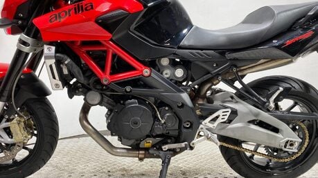 Aprilia Shiver SL 750 SHIVER 25