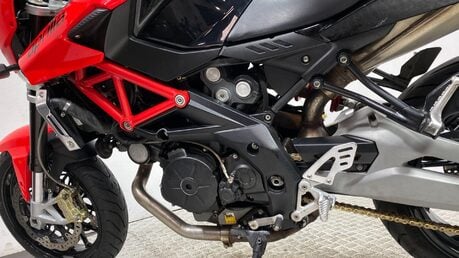 Aprilia Shiver SL 750 SHIVER 27