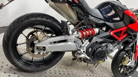 Aprilia Shiver SL 750 SHIVER 28