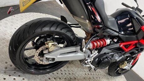 Aprilia Shiver SL 750 SHIVER 30