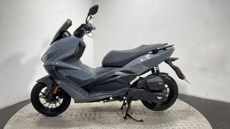 Lexmoto Aura 125 3