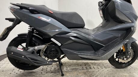 Lexmoto Aura 125 6