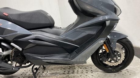 Lexmoto Aura 125 8