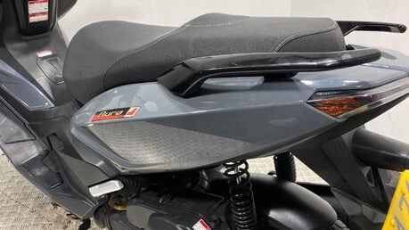 Lexmoto Aura 125 38