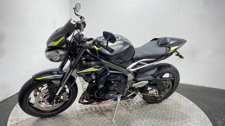 Triumph Street Triple STREET TRIPLE RS 10