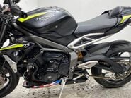 Triumph Street Triple STREET TRIPLE RS 11