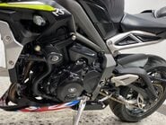 Triumph Street Triple STREET TRIPLE RS 27