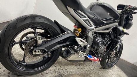 Triumph Street Triple STREET TRIPLE RS 33