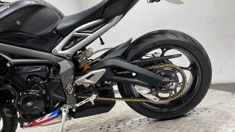 Triumph Street Triple STREET TRIPLE RS 37