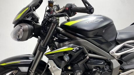 Triumph Street Triple STREET TRIPLE RS 42