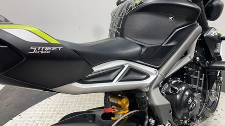Triumph Street Triple STREET TRIPLE RS 45