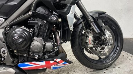 Triumph Street Triple STREET TRIPLE RS 51