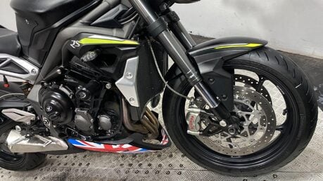 Triumph Street Triple STREET TRIPLE RS 53