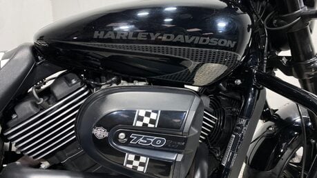 Harley-Davidson Street XG 750 A 17 16