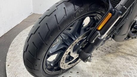 Harley-Davidson Street XG 750 A 17 27