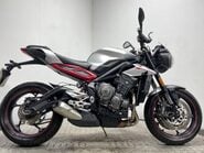 Triumph Street Triple STREET TRIPLE R 1