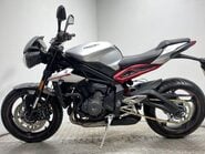 Triumph Street Triple STREET TRIPLE R 2