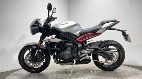 Triumph Street Triple STREET TRIPLE R 2