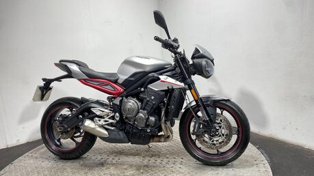 Triumph Street Triple STREET TRIPLE R 9