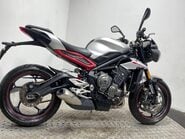 Triumph Street Triple STREET TRIPLE R 10