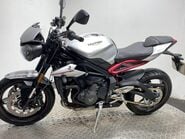 Triumph Street Triple STREET TRIPLE R 11