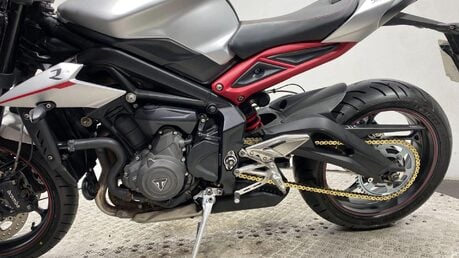 Triumph Street Triple STREET TRIPLE R 13