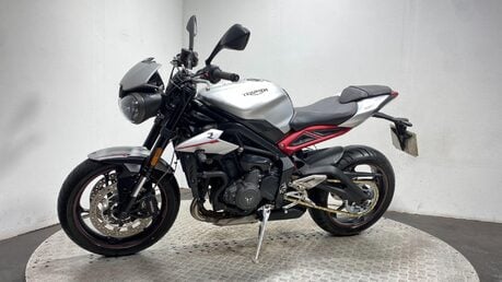 Triumph Street Triple STREET TRIPLE R 14