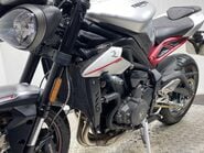 Triumph Street Triple STREET TRIPLE R 18