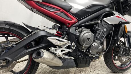 Triumph Street Triple STREET TRIPLE R 22