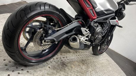 Triumph Street Triple STREET TRIPLE R 29