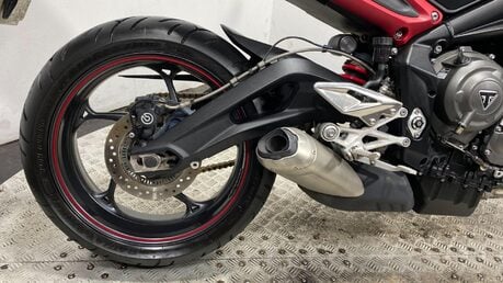Triumph Street Triple STREET TRIPLE R 31
