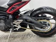 Triumph Street Triple STREET TRIPLE R 32