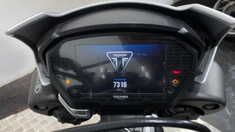 Triumph Street Triple STREET TRIPLE R 41