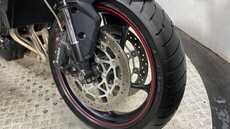 Triumph Street Triple STREET TRIPLE R 43