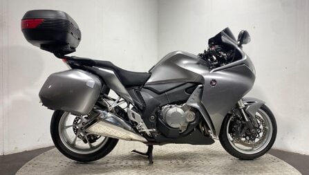 Honda VFR1200F VFR 1200 F-A