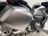 Honda VFR1200F VFR 1200 F-A 21