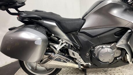 Honda VFR1200F VFR 1200 F-A 42