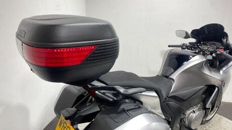 Honda VFR1200F VFR 1200 F-A 46