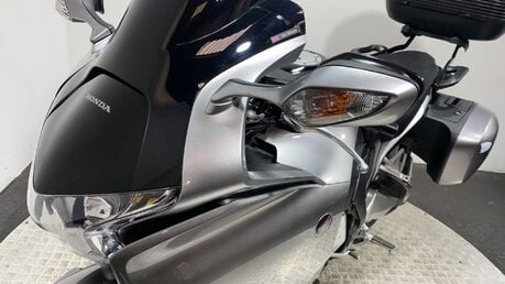 Honda VFR1200F VFR 1200 F-A 58