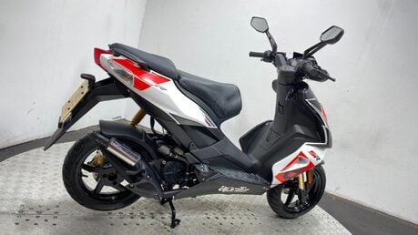 Aprilia SR 50 SR 50 R 8