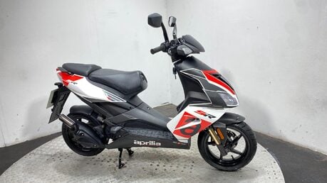 Aprilia SR 50 SR 50 R 11