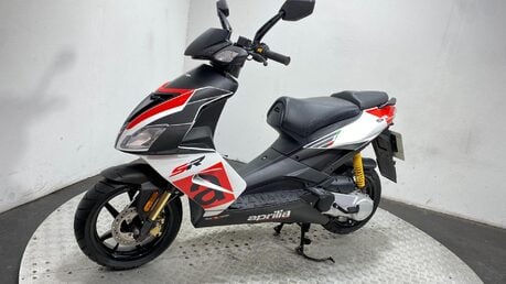 Aprilia SR 50 SR 50 R 14